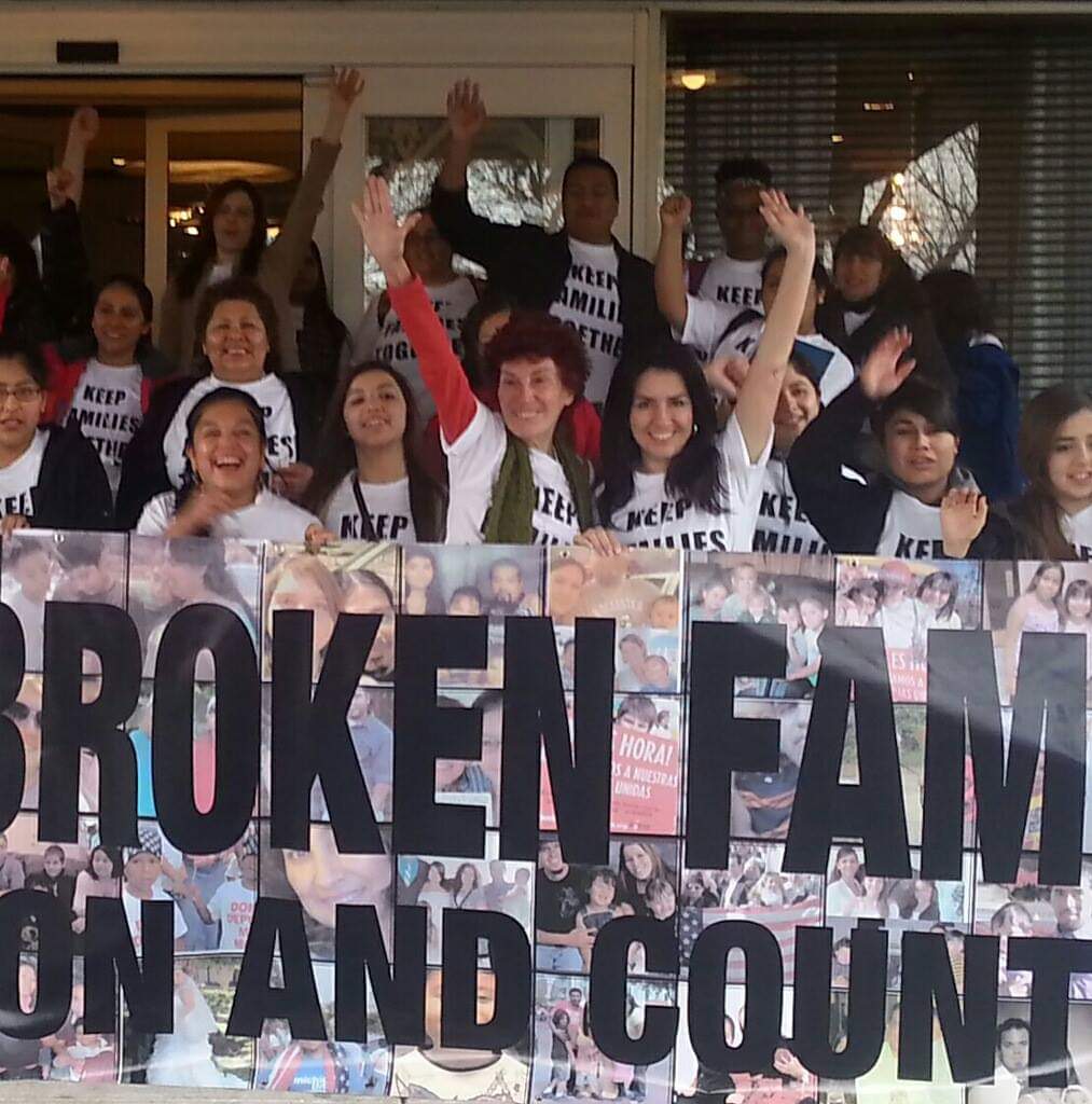 Community defending immigrant families together
